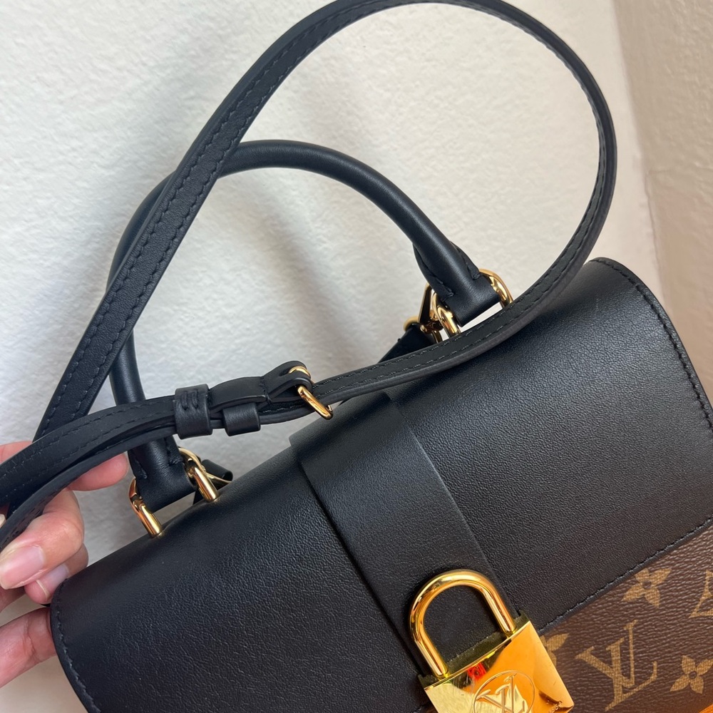 100% Authentic Louis Vuitton Locky BB Purse - Picture 2 of 12